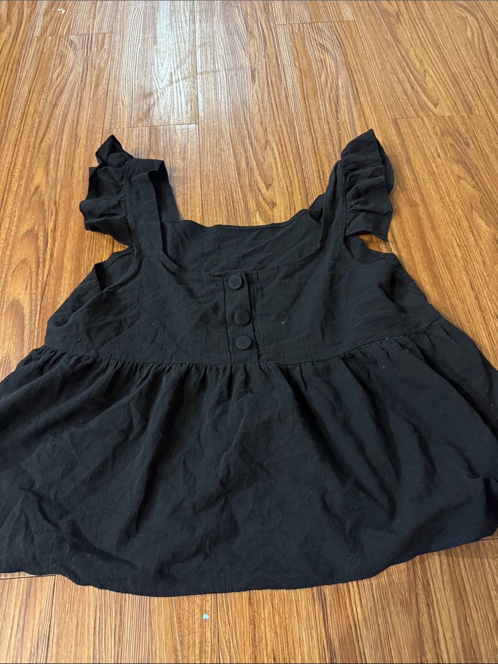 Black Ruffled-Sleeve Women's Top - Classic Scoop Neck